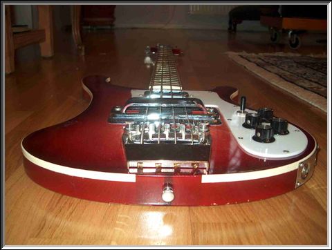 Rickenbacker Model 4001