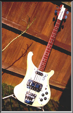Rickenbacker Model 4001CS 